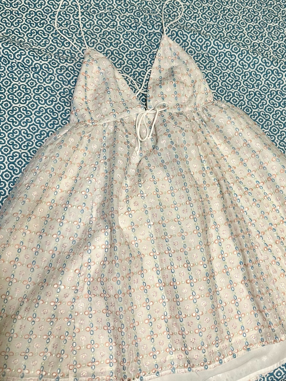 For love and lemons, White floral summer dress Small